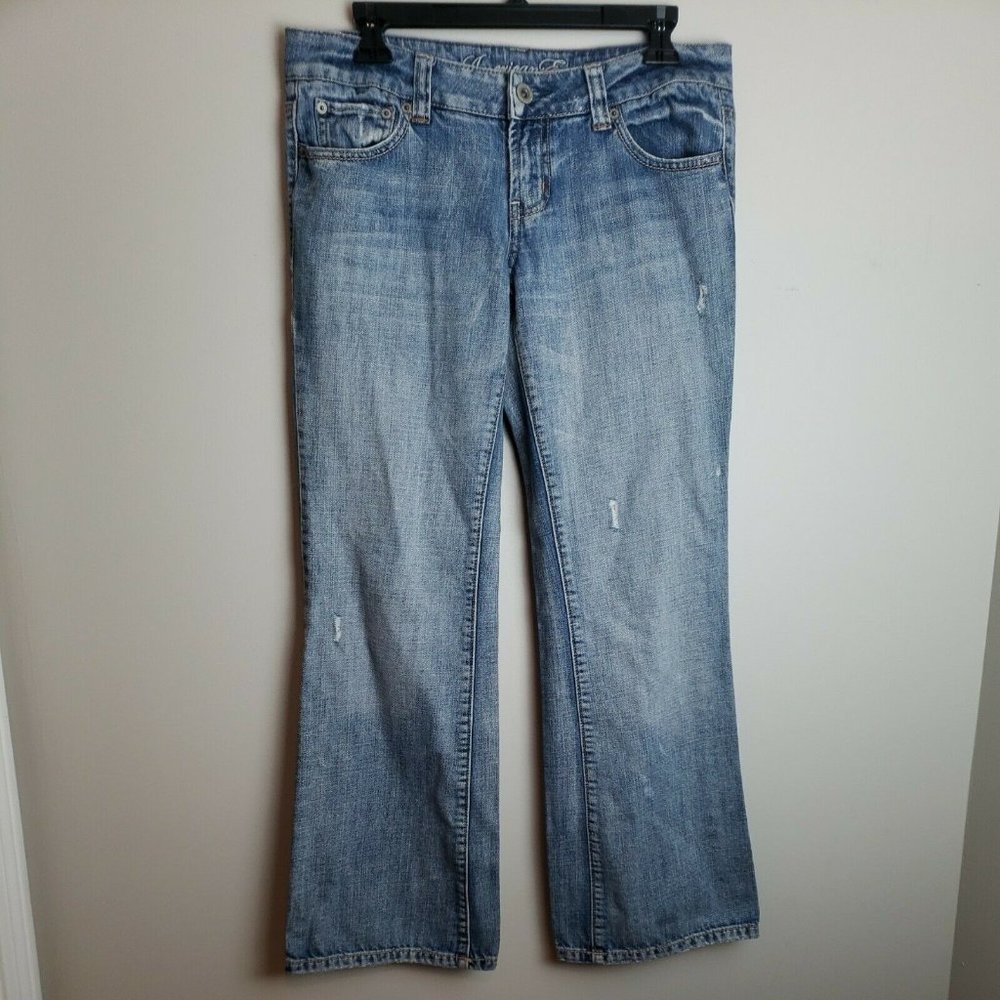 American Eagle Favorite Boyfriend Jeans Size 4 Short